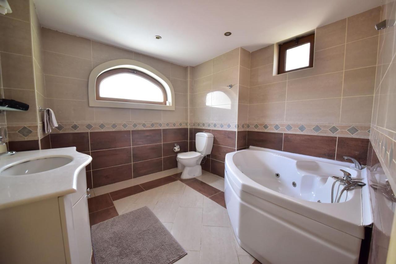 פאטהיה Villa Phoenix מראה חיצוני תמונה